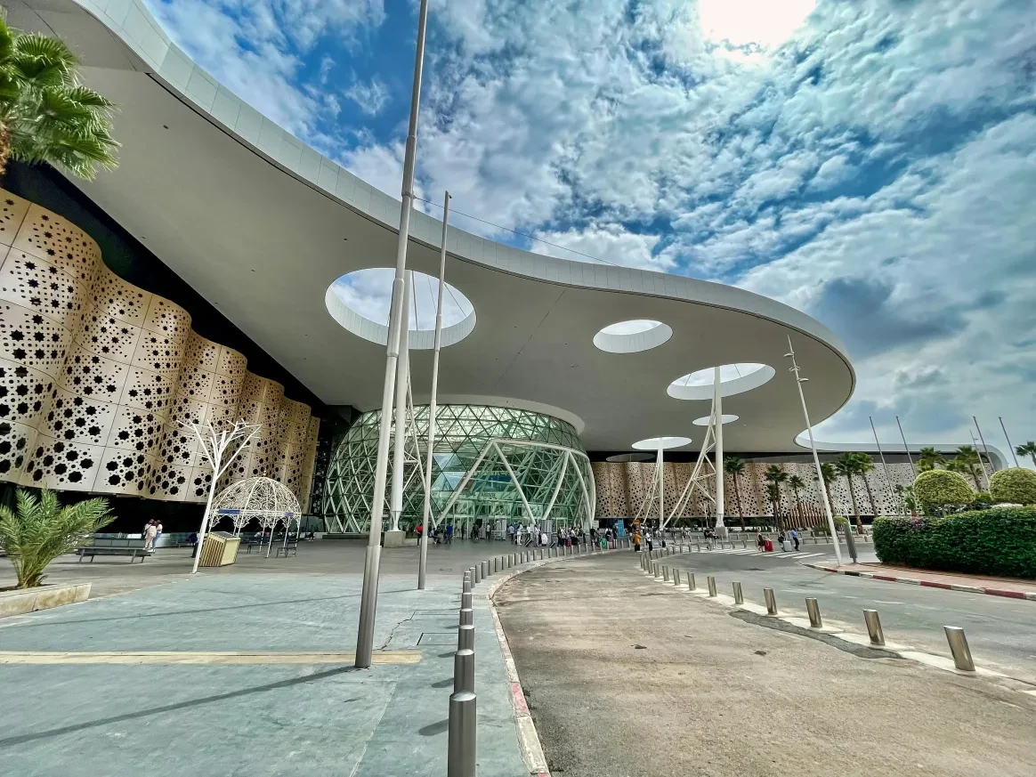 location-de-voiture-à-l-aéroport-le-guide-du-voyageur-intelligent
